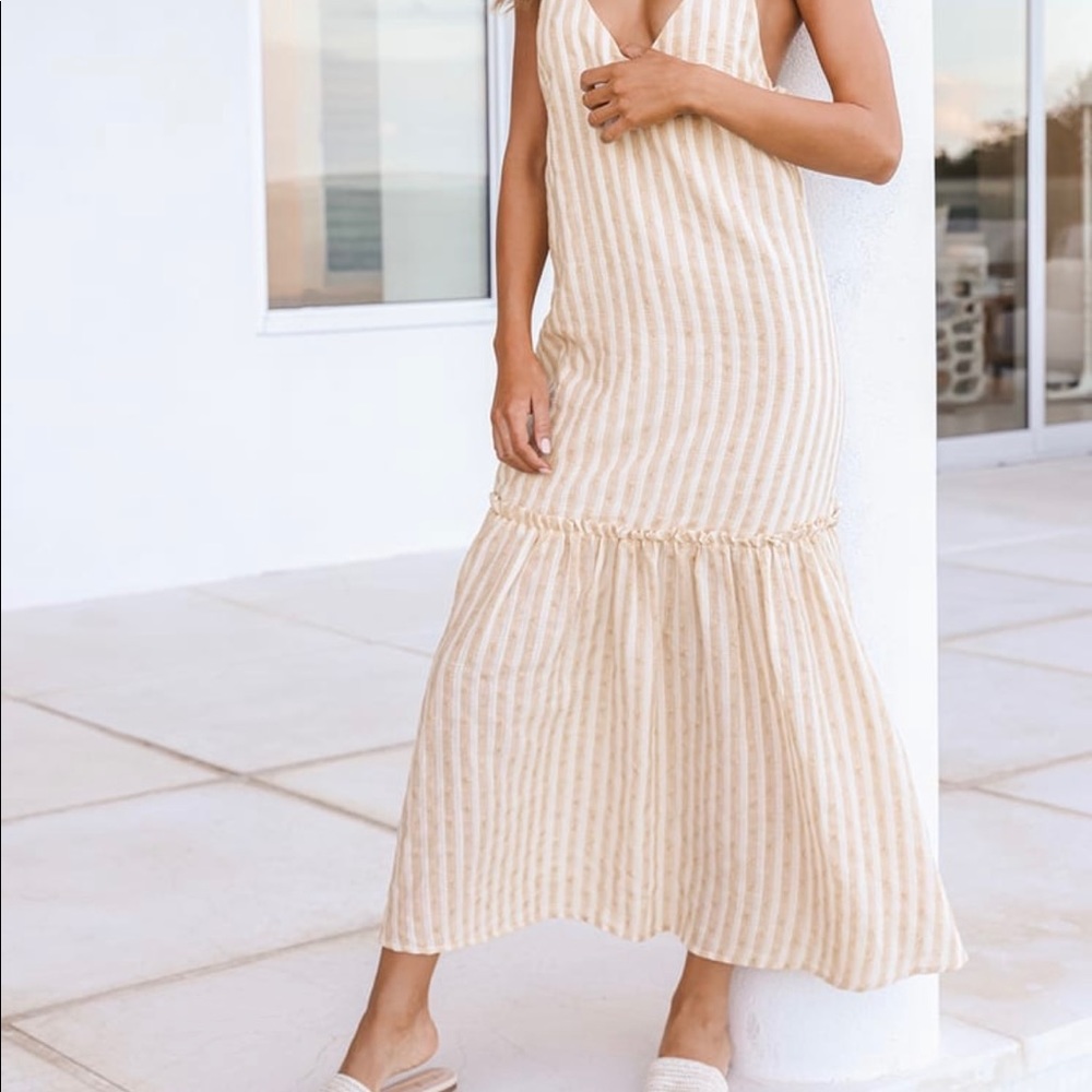 Beige/White striped maxi